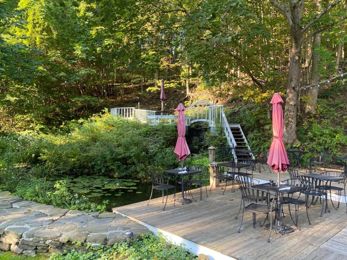 The Cornell Inn, Lenox & The Berkshires Exterior photo
