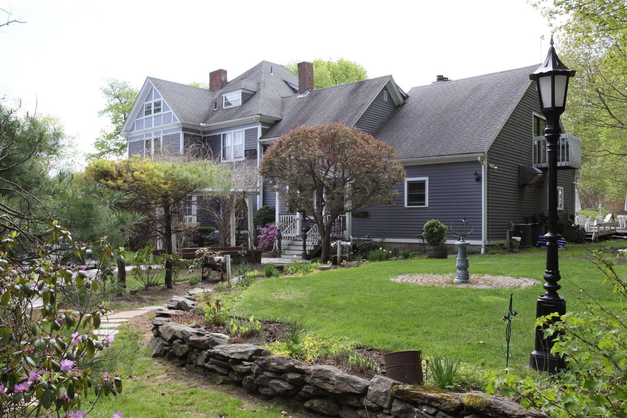 The Cornell Inn, Lenox & The Berkshires Exterior photo